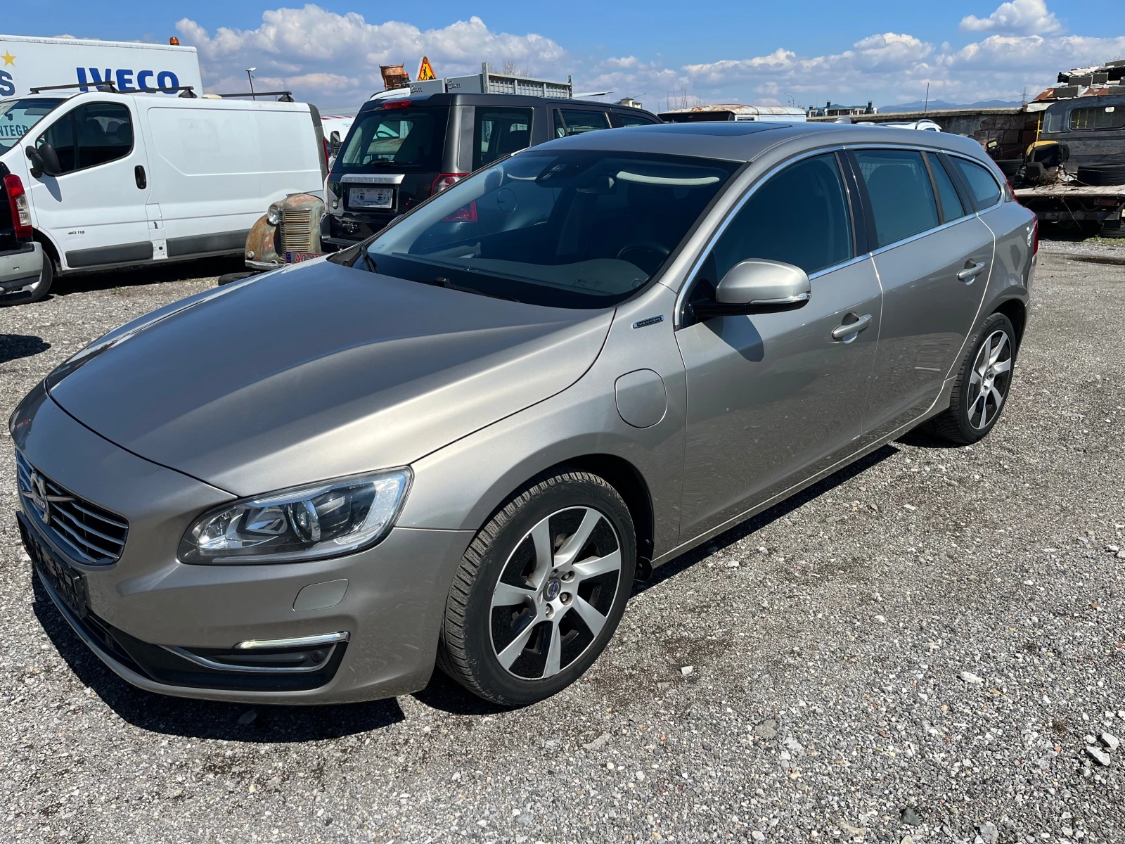 Volvo V60 D6 Plug-in Hybrid 4x4 Navi