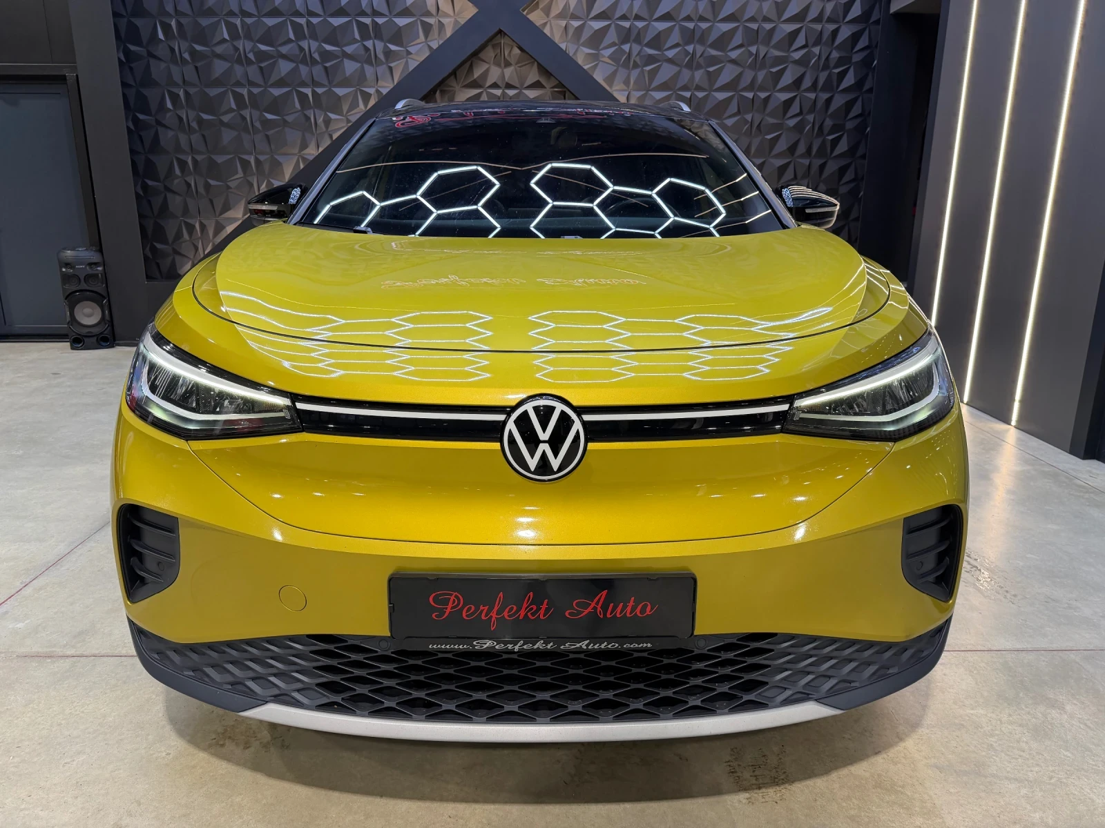 VW ID.4 PRO * 62 KW* КАМЕРА * LED * , снимка 2 - Автомобили и джипове - 54113283