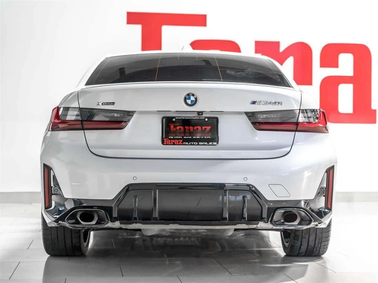 BMW 340 xDrive  CARFAX, снимка 4 - Автомобили и джипове - 54642411