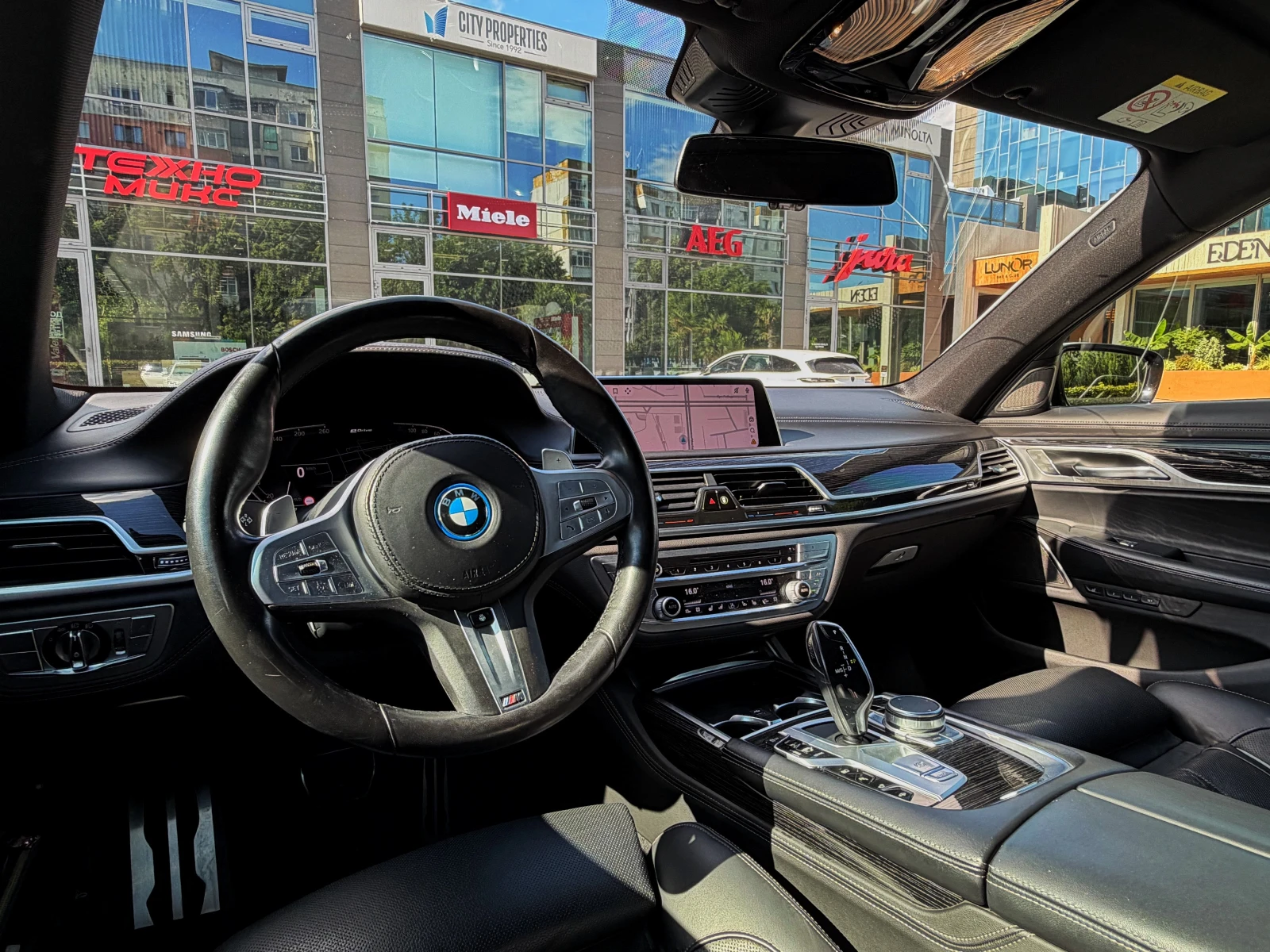 BMW 745 M Sport Package, снимка 12 - Автомобили и джипове - 55285335