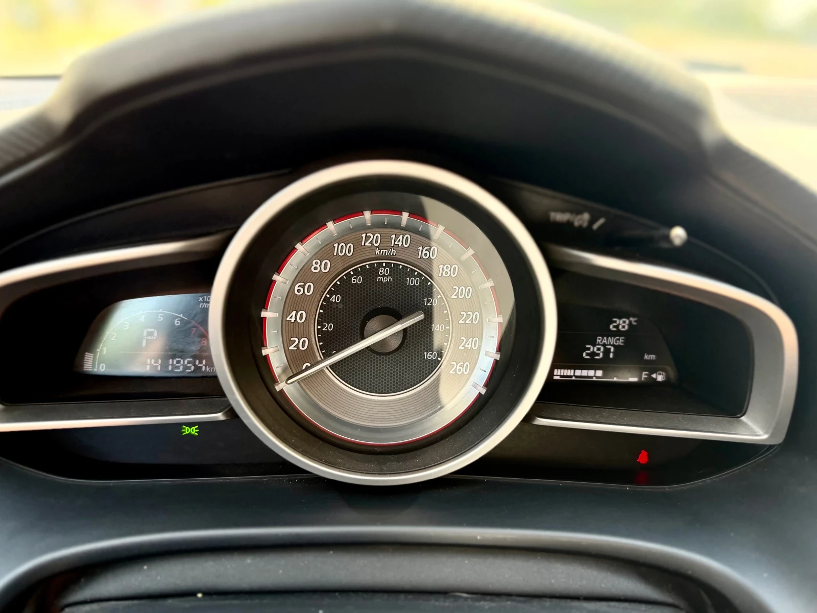 Mazda 3, снимка 13 - Автомобили и джипове - 55354738
