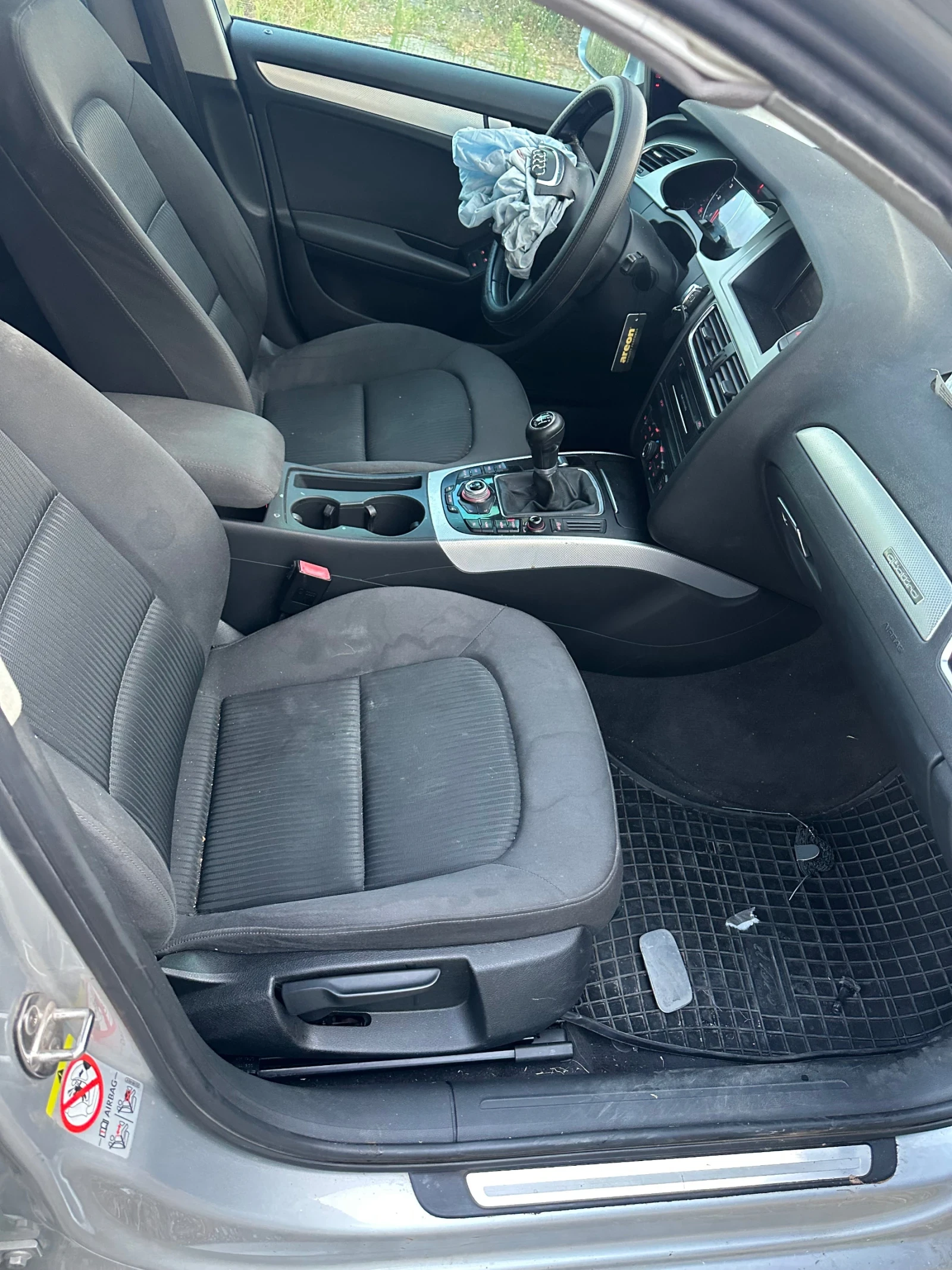 Audi A4 2.0 tdi, снимка 14 - Автомобили и джипове - 55658115
