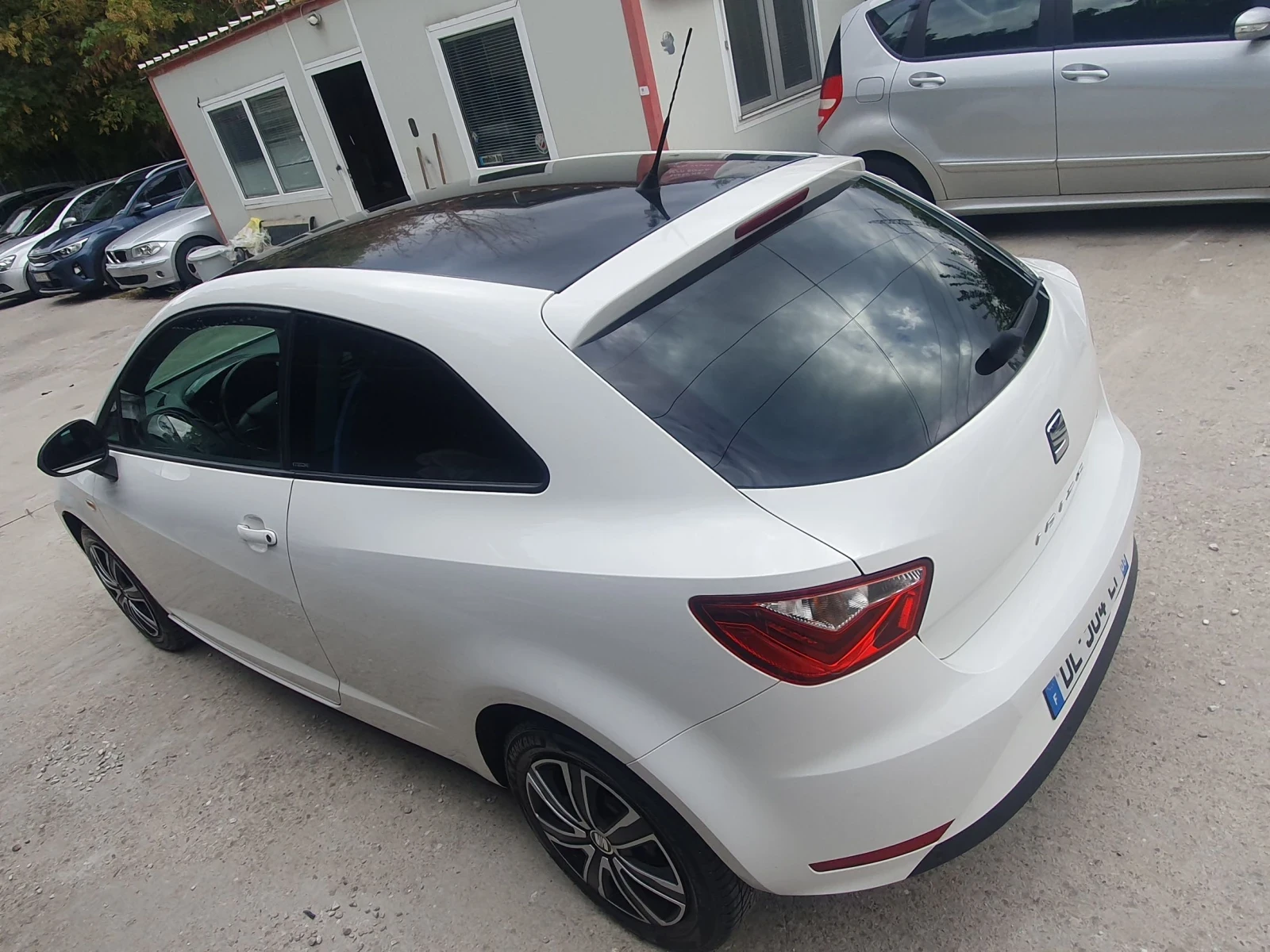 Seat Ibiza 1.2Tsi ITECH  LED KOJA NAVI NOVA NOVA, снимка 4 - Автомобили и джипове - 56181656