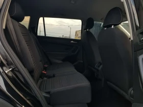 VW Tiguan 4x4 / CarPlay / Подгрев / ЦЕНА до БГ, снимка 11