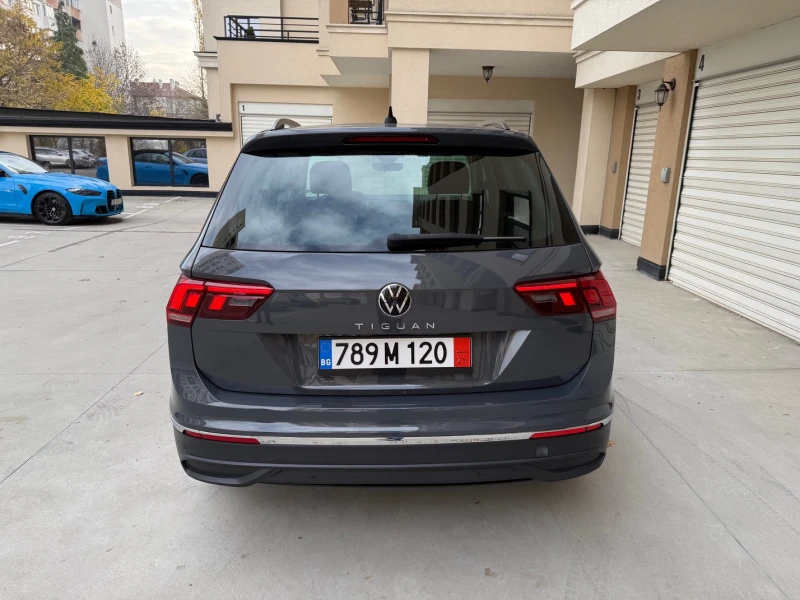 VW Tiguan Сервизна история, снимка 5 - Автомобили и джипове - 52799472