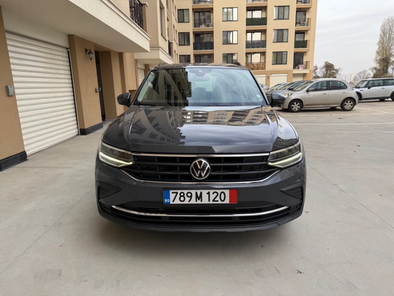 VW Tiguan Сервизна история, снимка 2 - Автомобили и джипове - 52799472