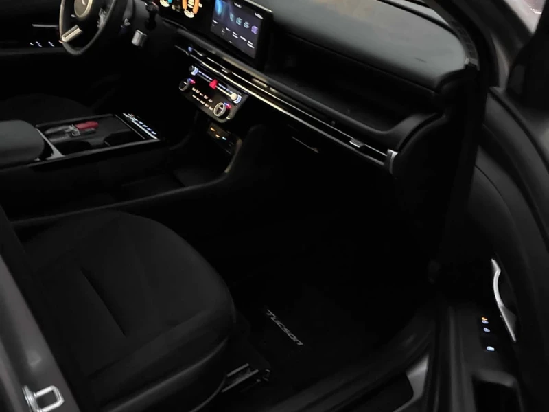 Hyundai Tucson 2025 Preferred * CARFAX * БЕЗ ПЪРВОНАЧАЛНА ВНОСКА, снимка 12 - Автомобили и джипове - 52803984