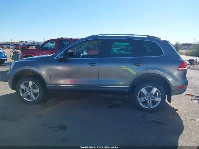 VW Touareg 3.0L V-6 DI, DOHC, VVT, TURBO, 225HP All Wheel, снимка 6 - Автомобили и джипове - 52938669