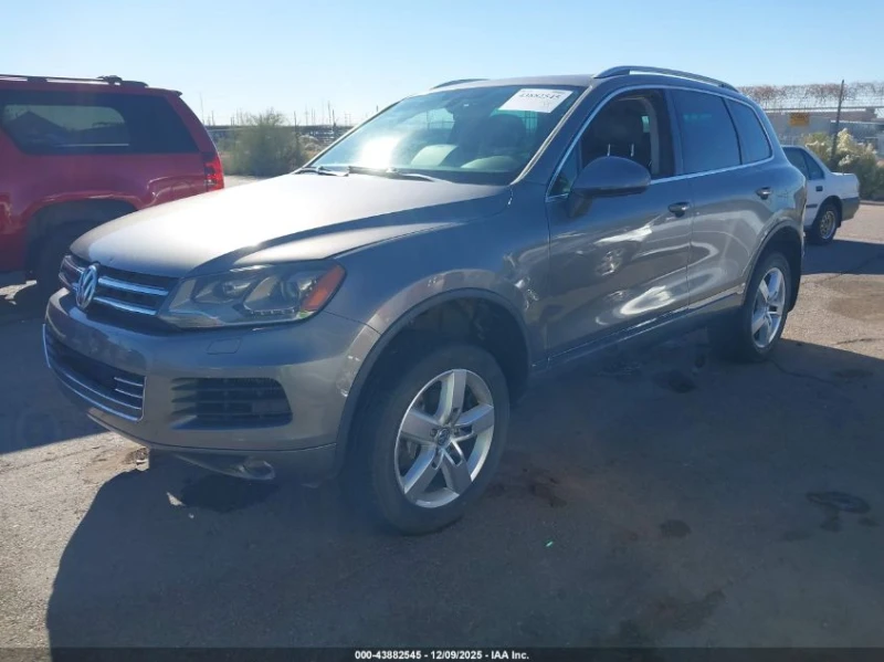 VW Touareg 3.0L V-6 DI, DOHC, VVT, TURBO, 225HP All Wheel, снимка 2 - Автомобили и джипове - 52938669