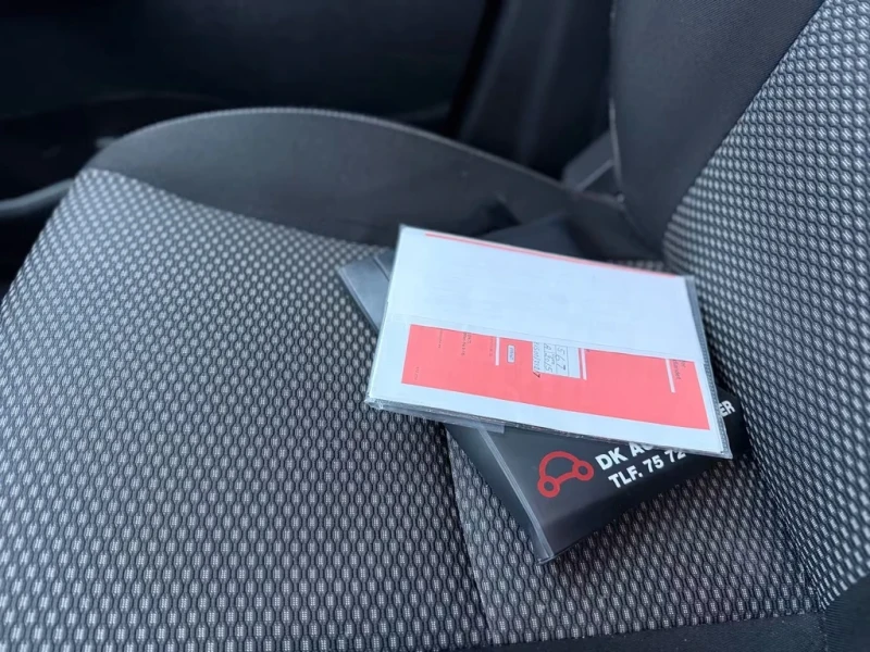 Suzuki Vitara 1.6i Aut. 120ps, снимка 14 - Автомобили и джипове - 53059480