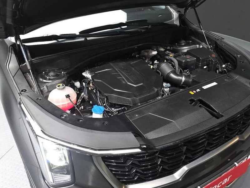 Kia Sorento Diesel 2.2 4WD| 202к.с.| ВКЛ.ТЕХНОТЕСТ, снимка 6 - Автомобили и джипове - 55346591