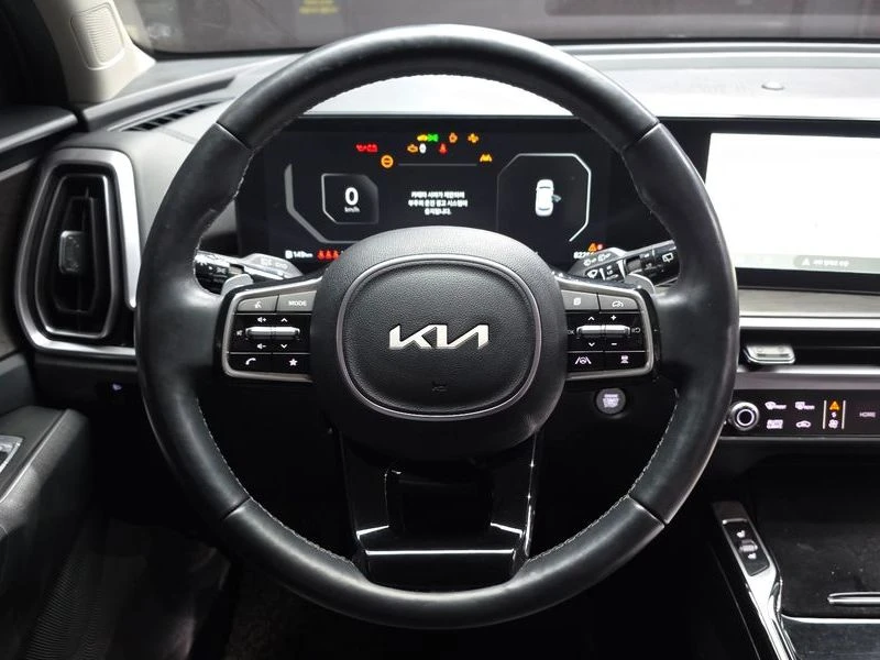 Kia Sorento Diesel 2.2 4WD| 202к.с.| ВКЛ.ТЕХНОТЕСТ, снимка 13 - Автомобили и джипове - 55346591