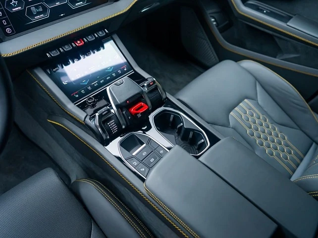Lamborghini Urus SE = Carbon Ceramic Brakes = �������� | Mobile.bg � ����������� 12