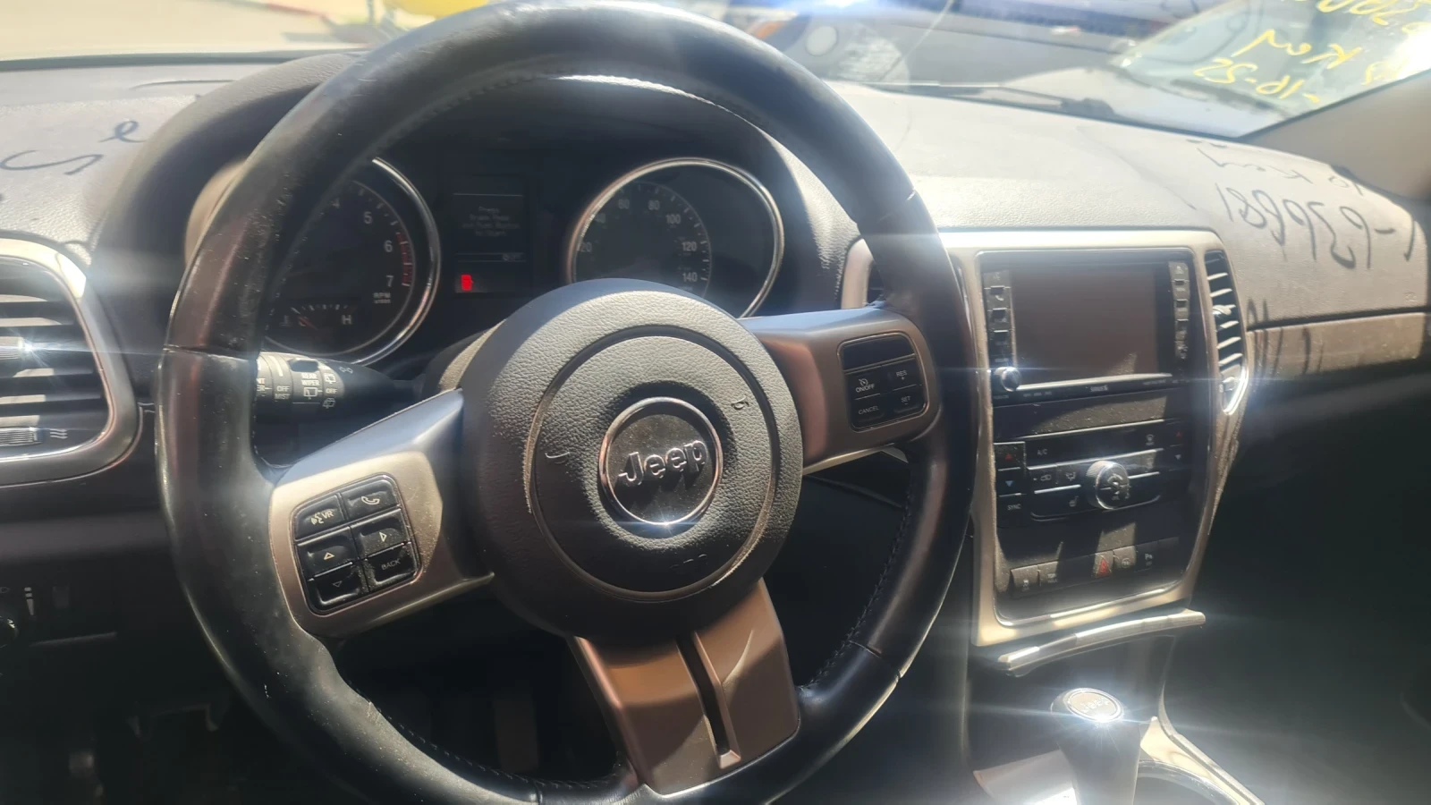 Jeep Grand cherokee 5.7 - изображение 4