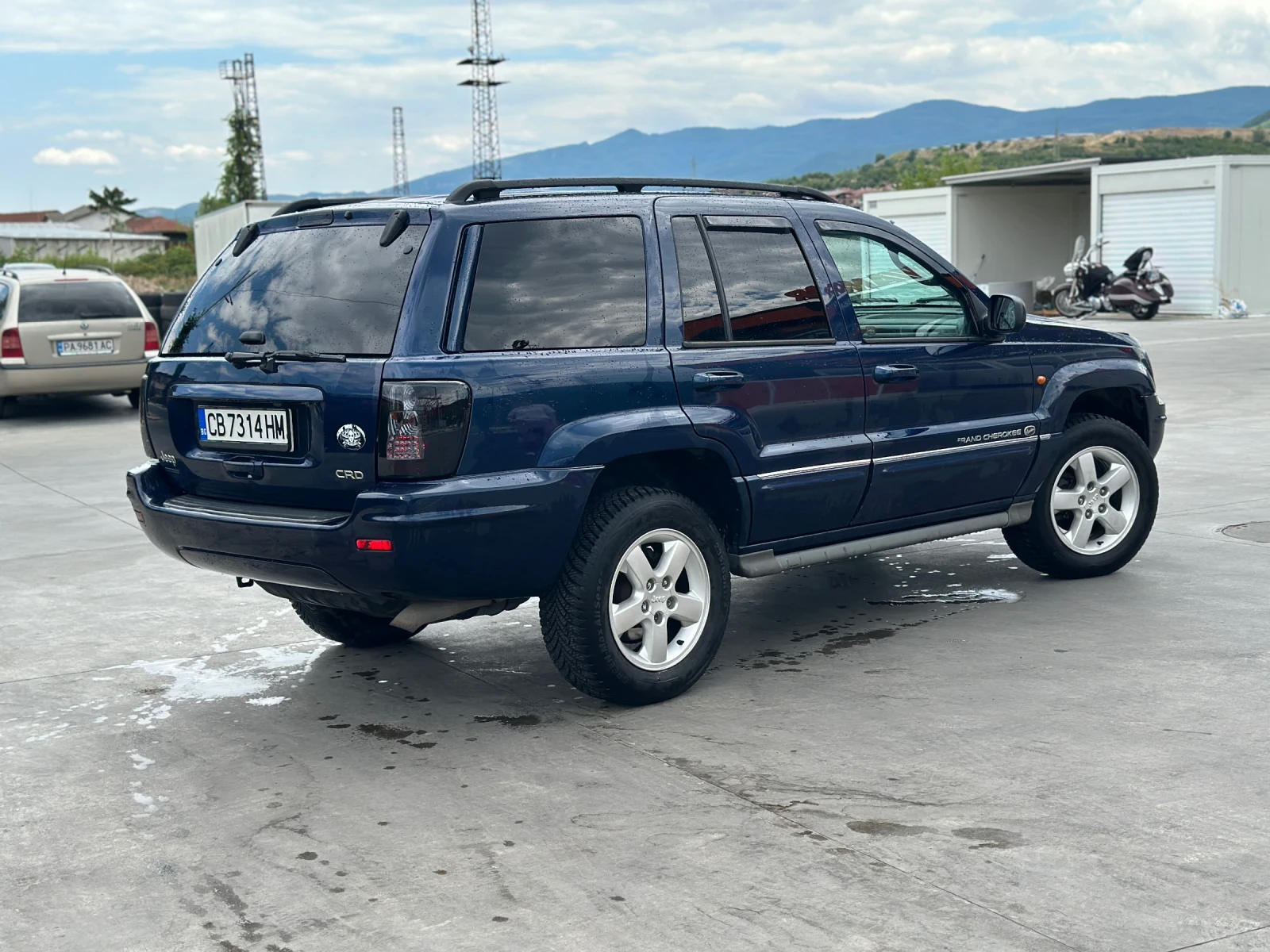Jeep Grand cherokee 2.7 CRD / Quadra Drive / Overland - изображение 4