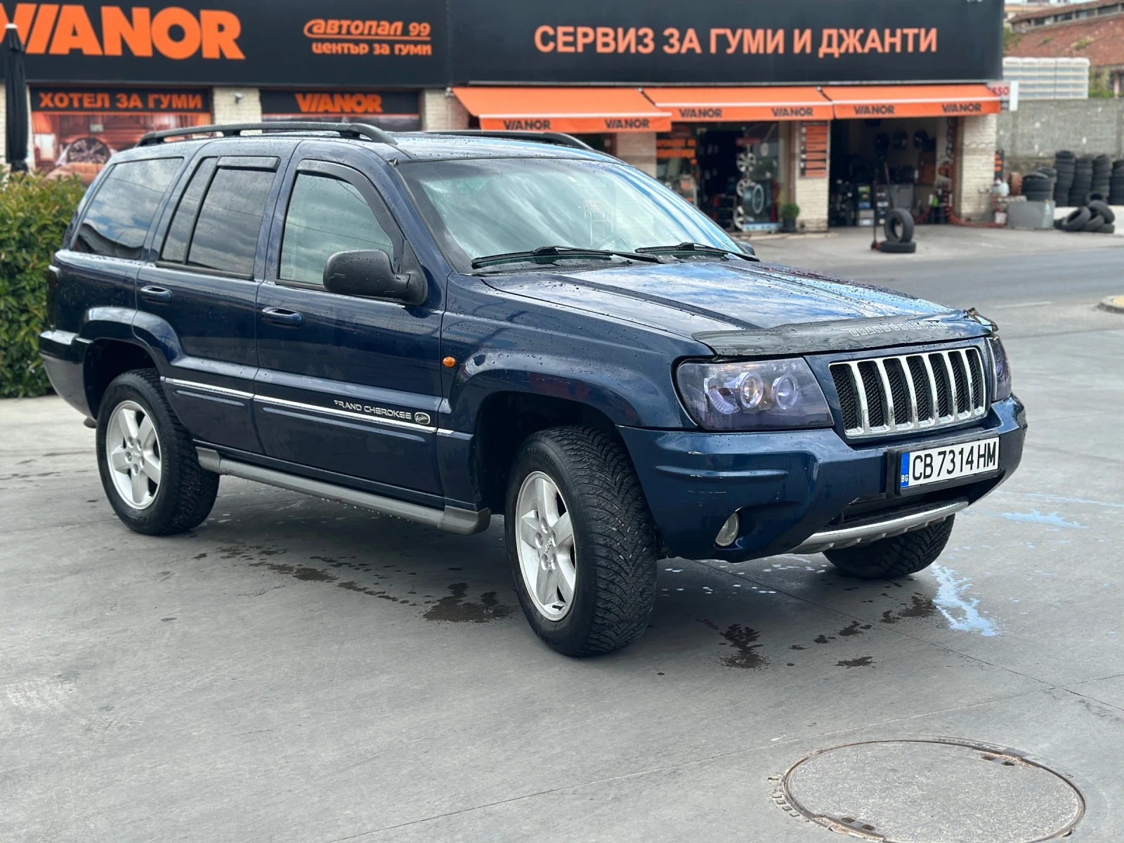 Jeep Grand cherokee 2.7 CRD / Quadra Drive / Overland - изображение 2