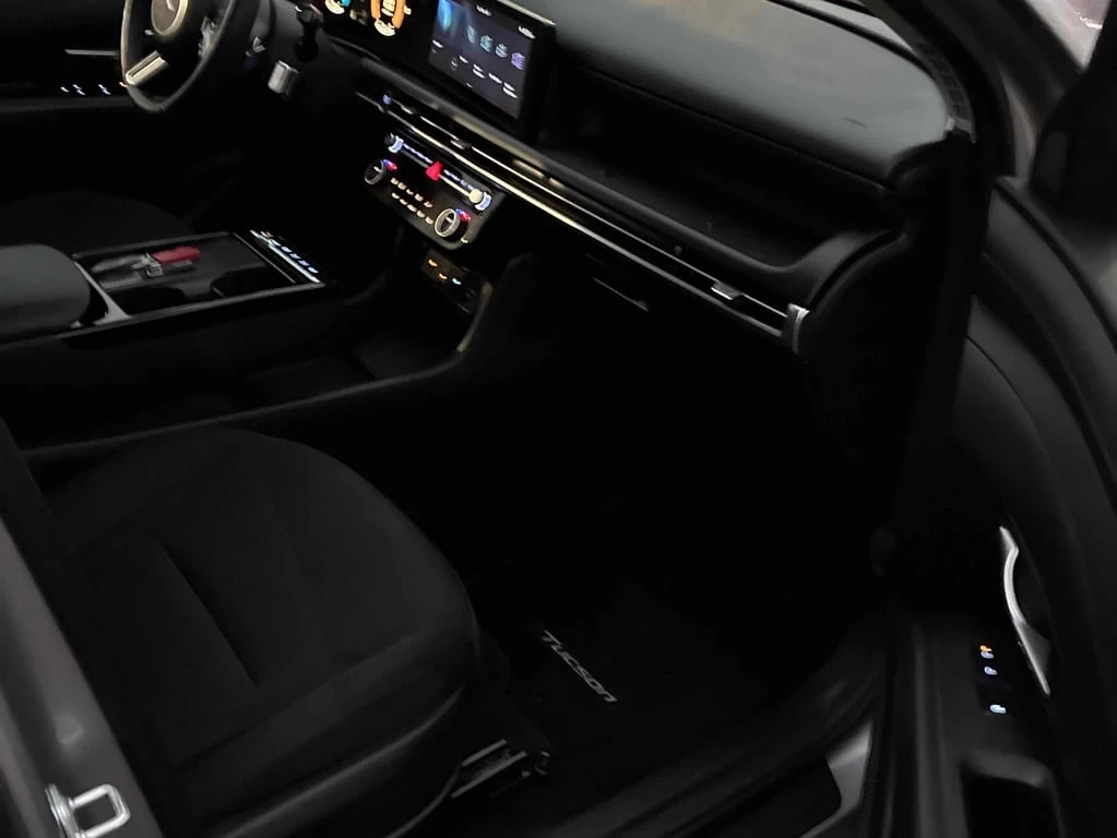 Hyundai Tucson 2025 Preferred * CARFAX * ��� ������������ ������ | Mobile.bg � ����������� 12