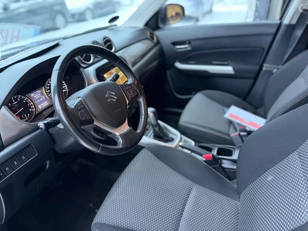 Suzuki Vitara 1.6i Aut. 120ps - изображение 10