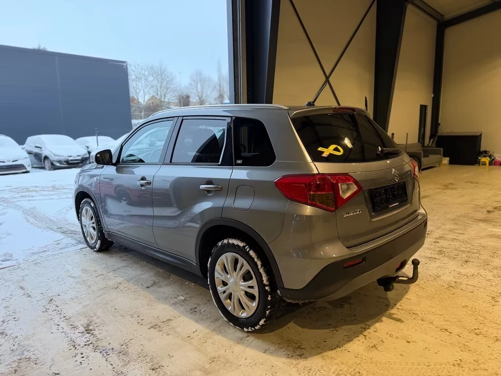Suzuki Vitara 1.6i Aut. 120ps - изображение 8