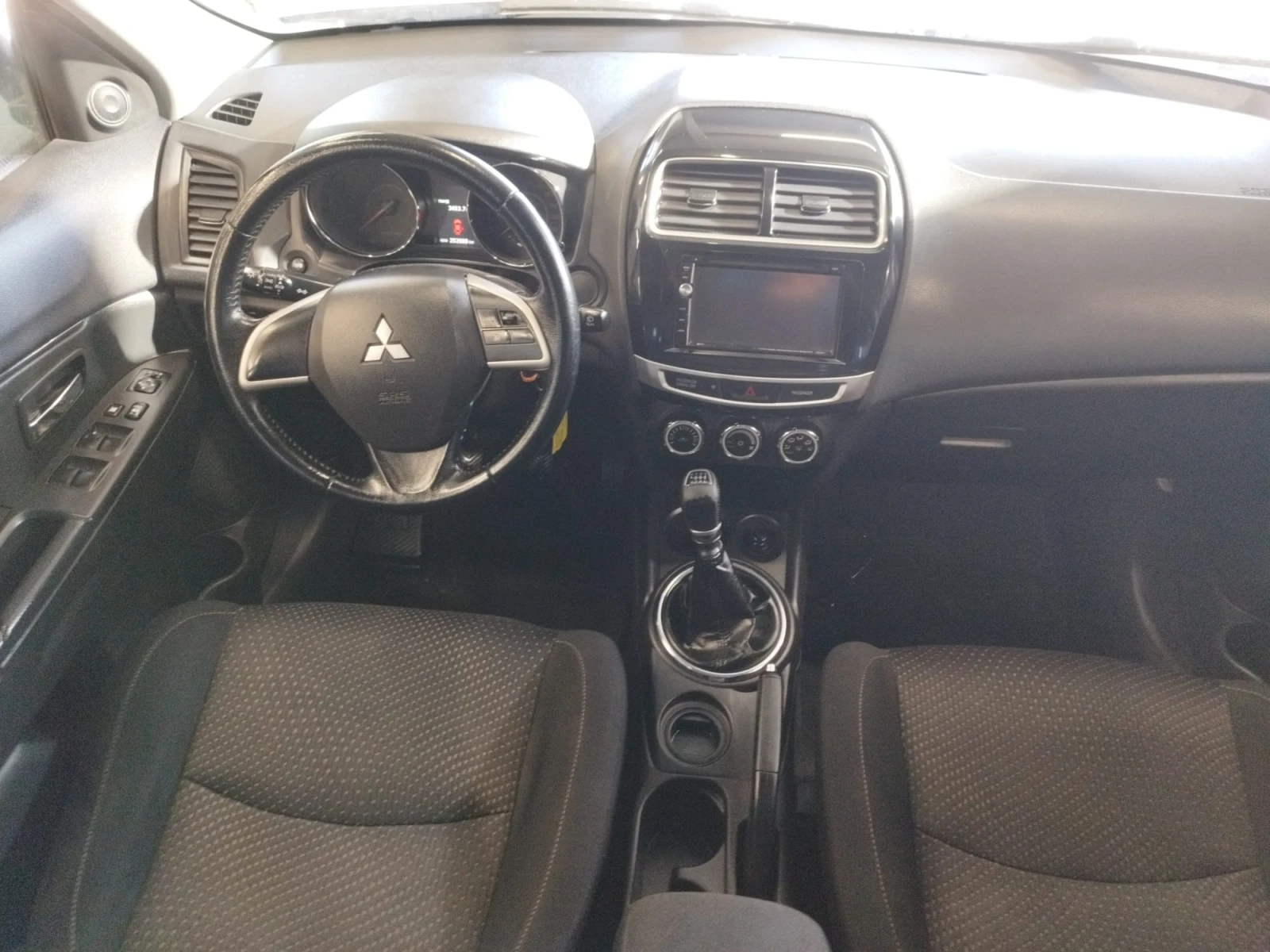 Mitsubishi ASX 1.8 DI-D FACE, снимка 5 - Автомобили и джипове - 53773750