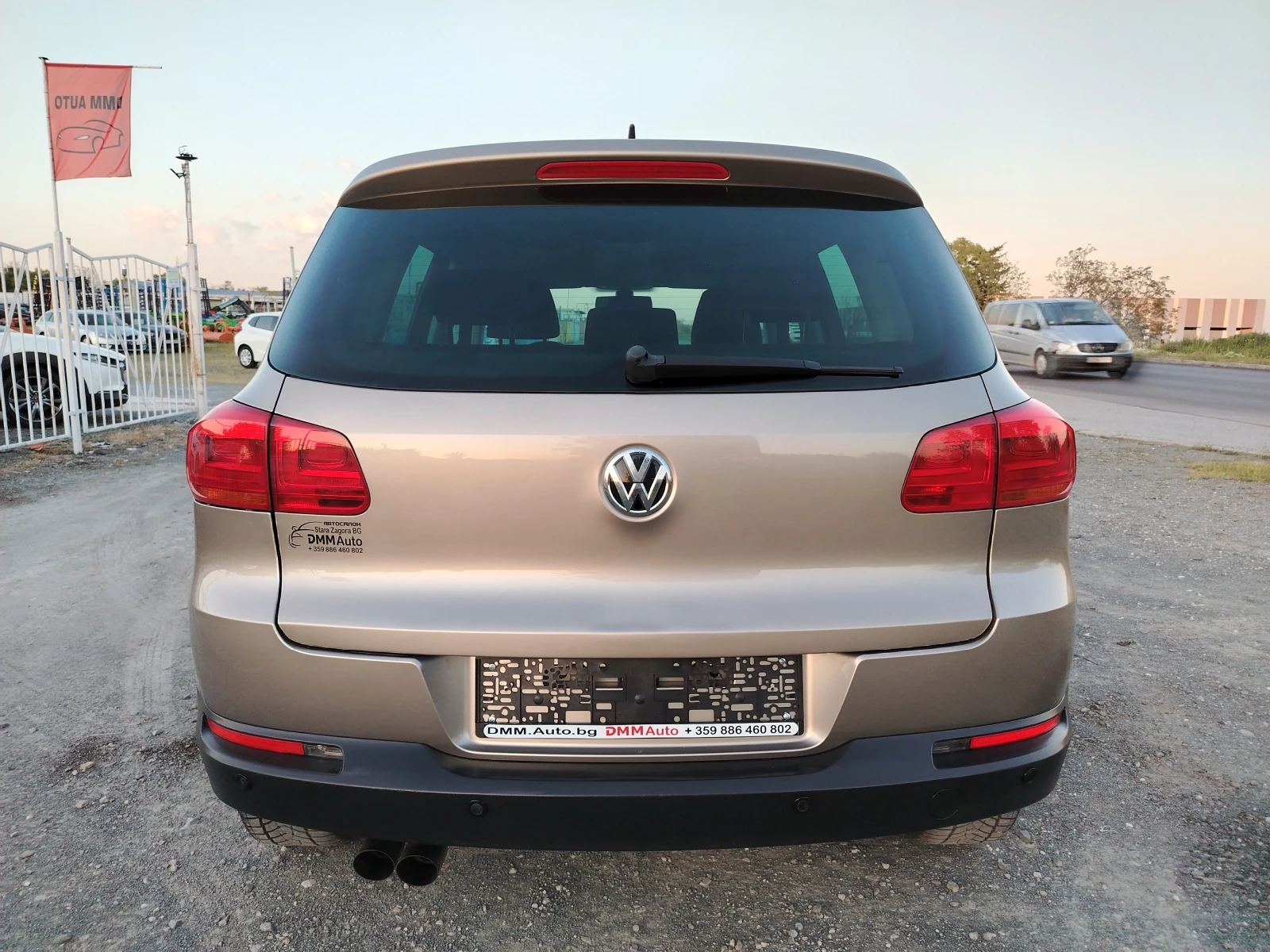 VW Tiguan 2.0-140 КС АВТОМАТИК, 4х4, КОЖА, FACELIFT, снимка 6 - Автомобили и джипове - 54432260