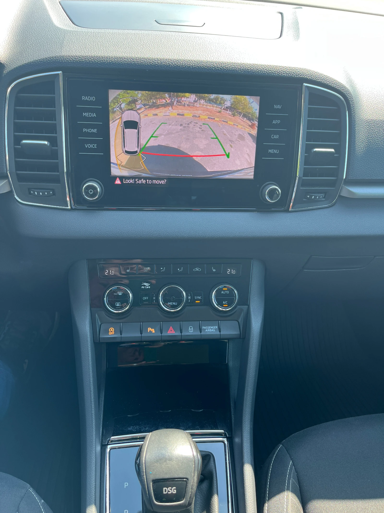 Skoda Karoq, снимка 7 - Автомобили и джипове - 54687542