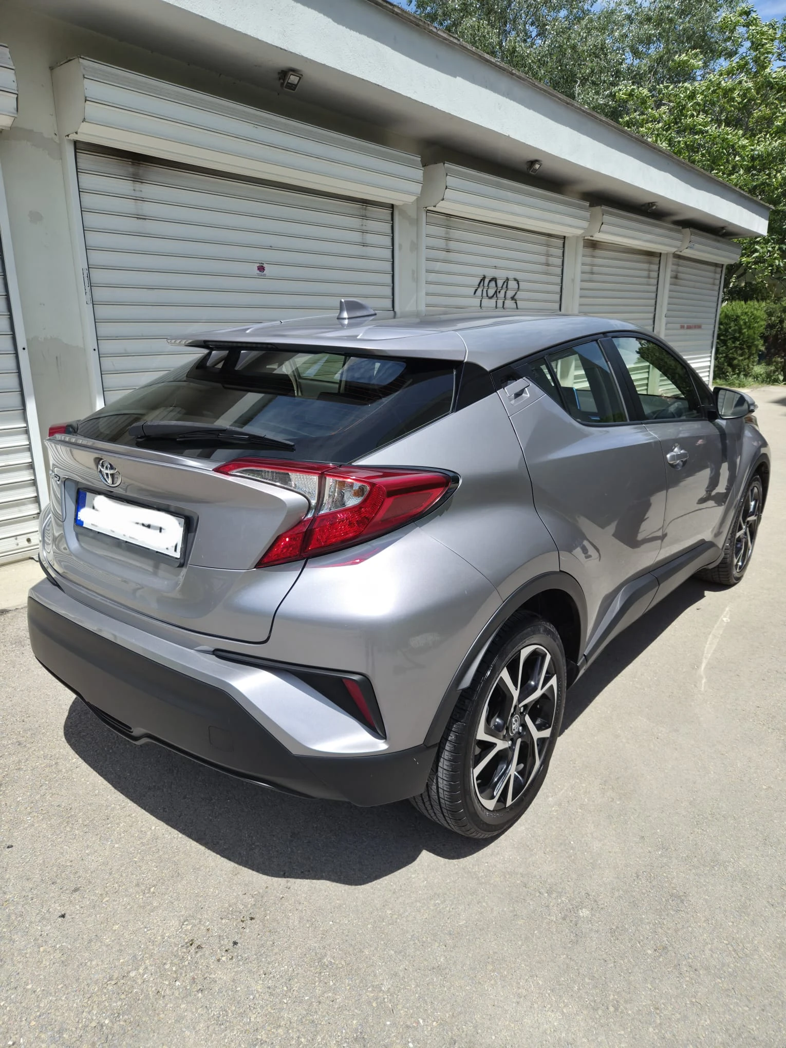 Toyota C-HR, снимка 4 - Автомобили и джипове - 54725241