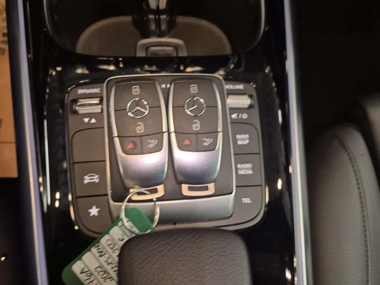 Mercedes-Benz GLA 250 * CARFAX * АВТОКРЕДИТ БЕЗ ПЪРВОНАЧАЛНА ВНОСКА * , снимка 7 - Автомобили и джипове - 54831662