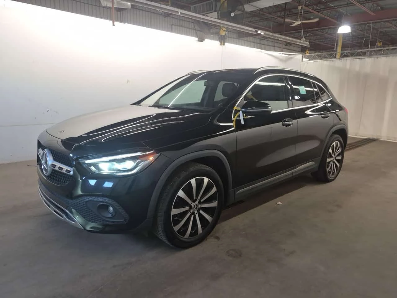Mercedes-Benz GLA 250 * CARFAX * АВТОКРЕДИТ БЕЗ ПЪРВОНАЧАЛНА ВНОСКА * 