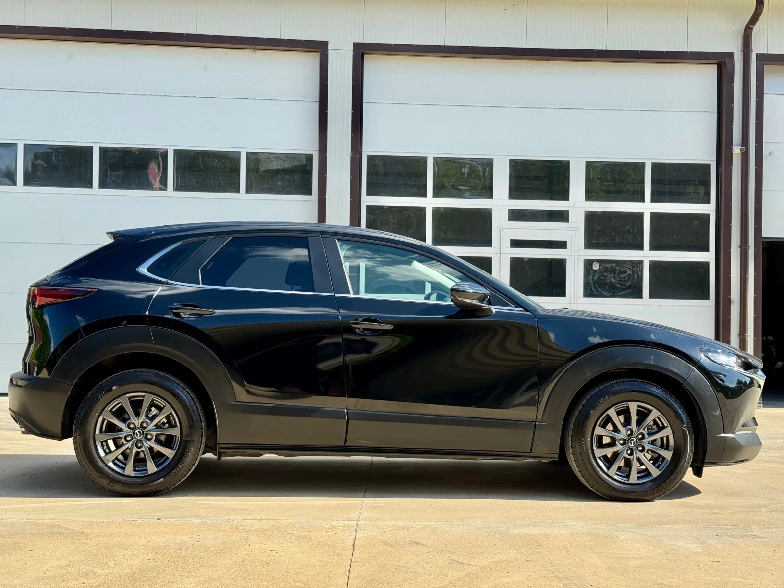 Mazda CX-30 * 2.0I* AWD* 42000km* DISTR* TOP* , снимка 8 - Автомобили и джипове - 54975993