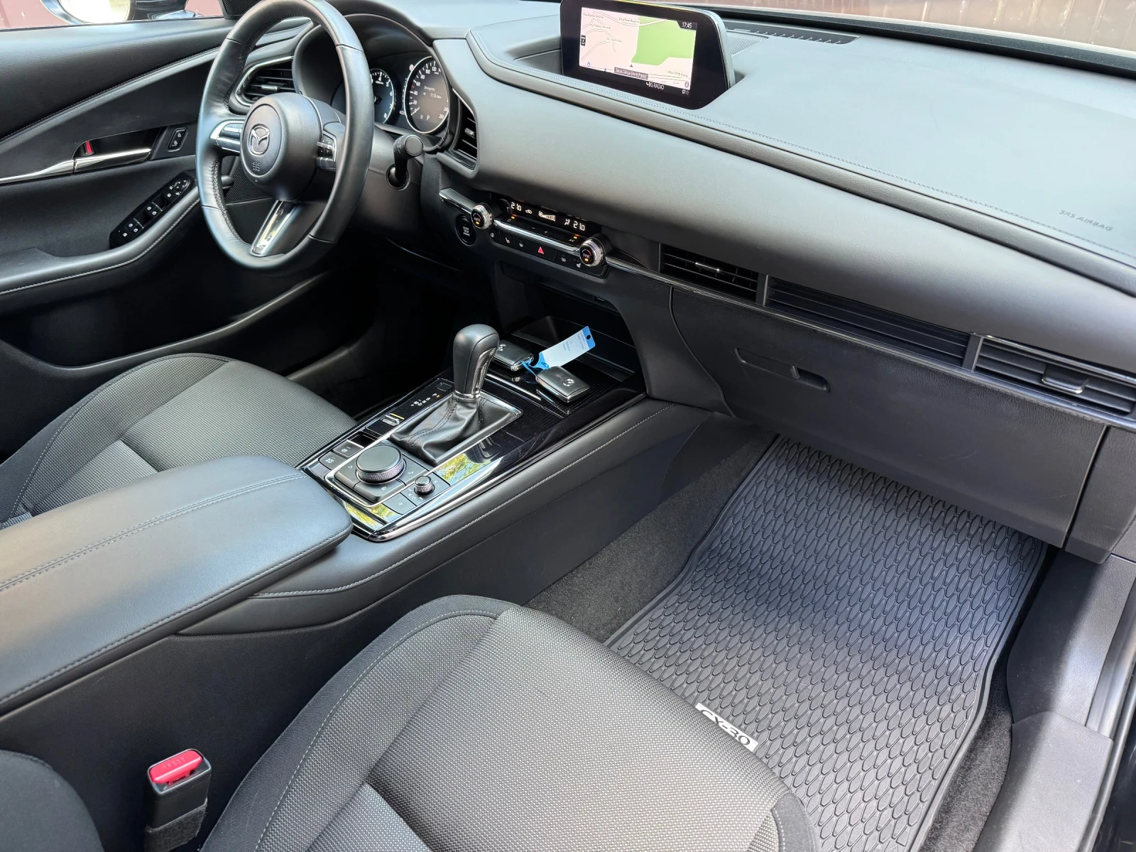 Mazda CX-30 * 2.0I* AWD* 42000km* DISTR* TOP* , снимка 9 - Автомобили и джипове - 54975993