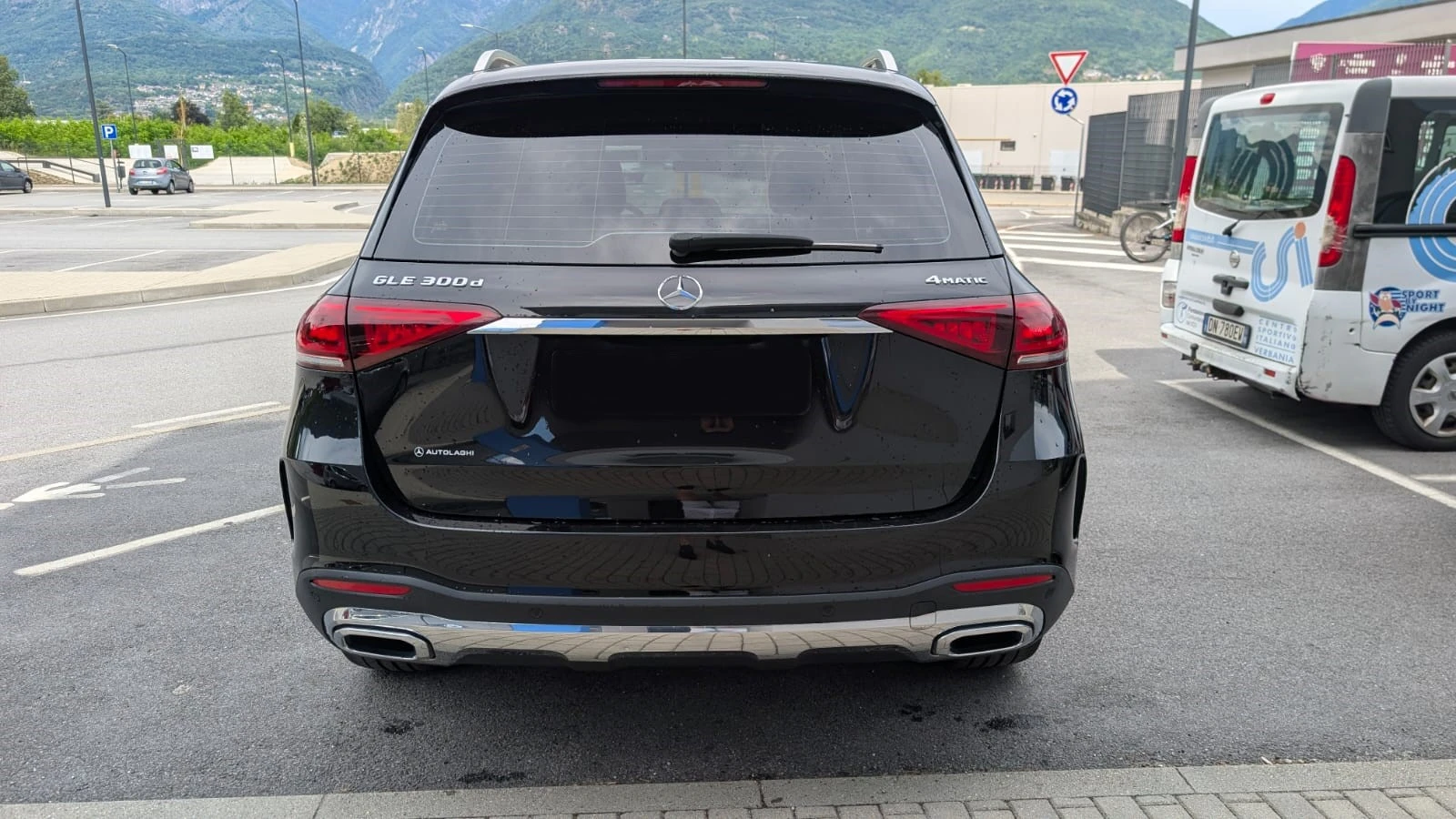 Mercedes-Benz GLE 300 d 4MATIC AMG Line | Mobile.bg � ����������� 4