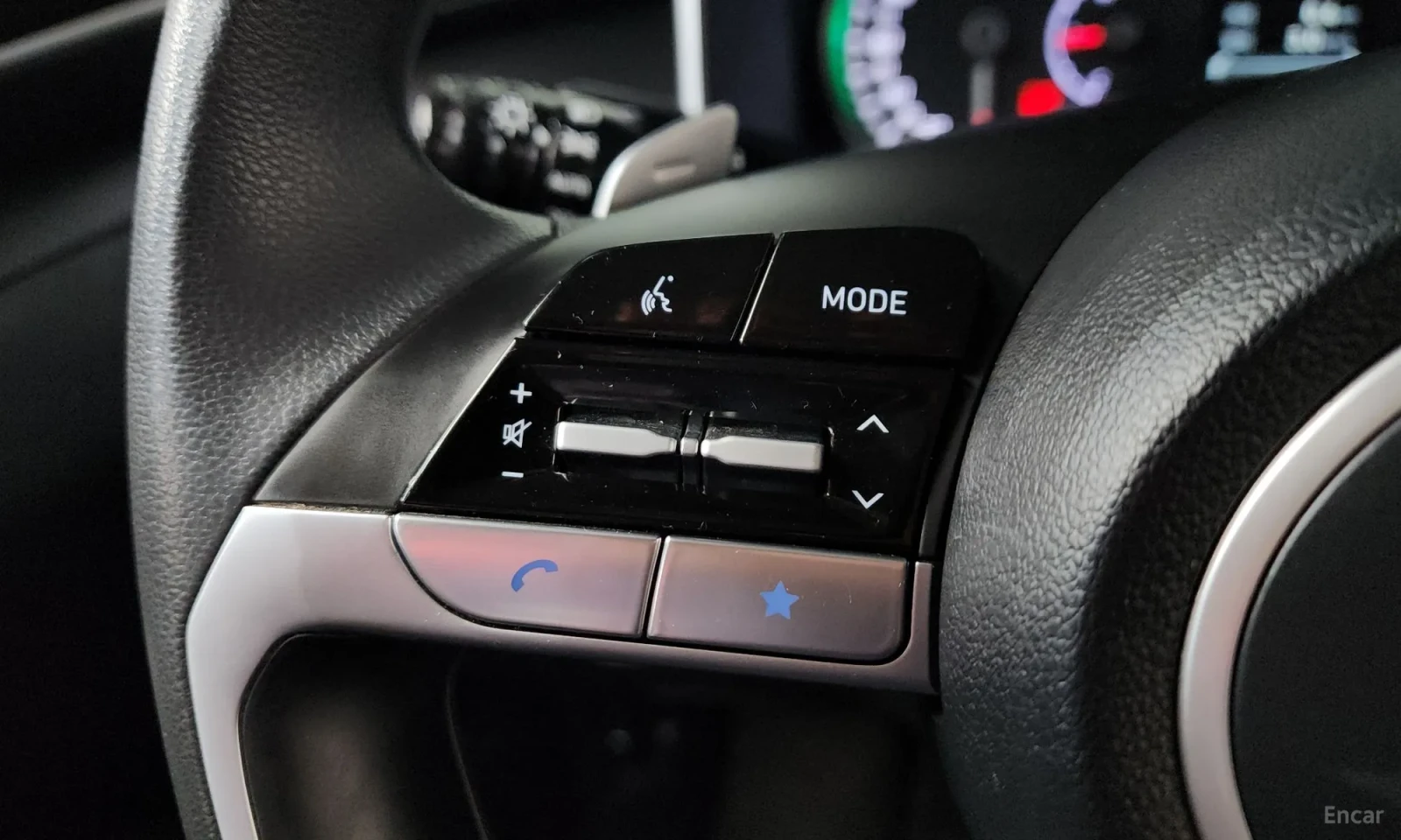 Hyundai Tucson, снимка 15 - Автомобили и джипове - 55193442