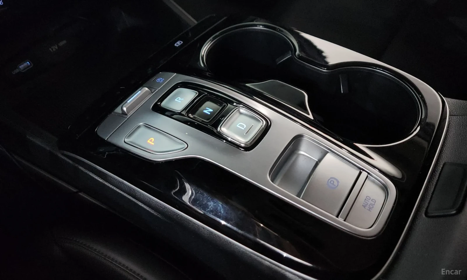 Hyundai Tucson, снимка 9 - Автомобили и джипове - 55193442