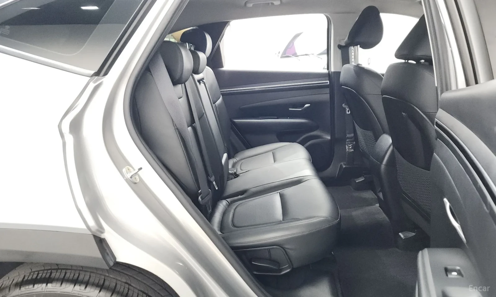 Hyundai Tucson, снимка 11 - Автомобили и джипове - 55193442