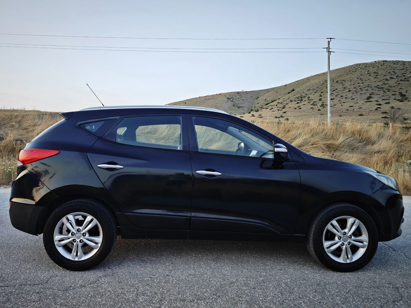Hyundai IX35 * EXPLORER* NAVI* FULL* , снимка 7 - Автомобили и джипове - 55206304