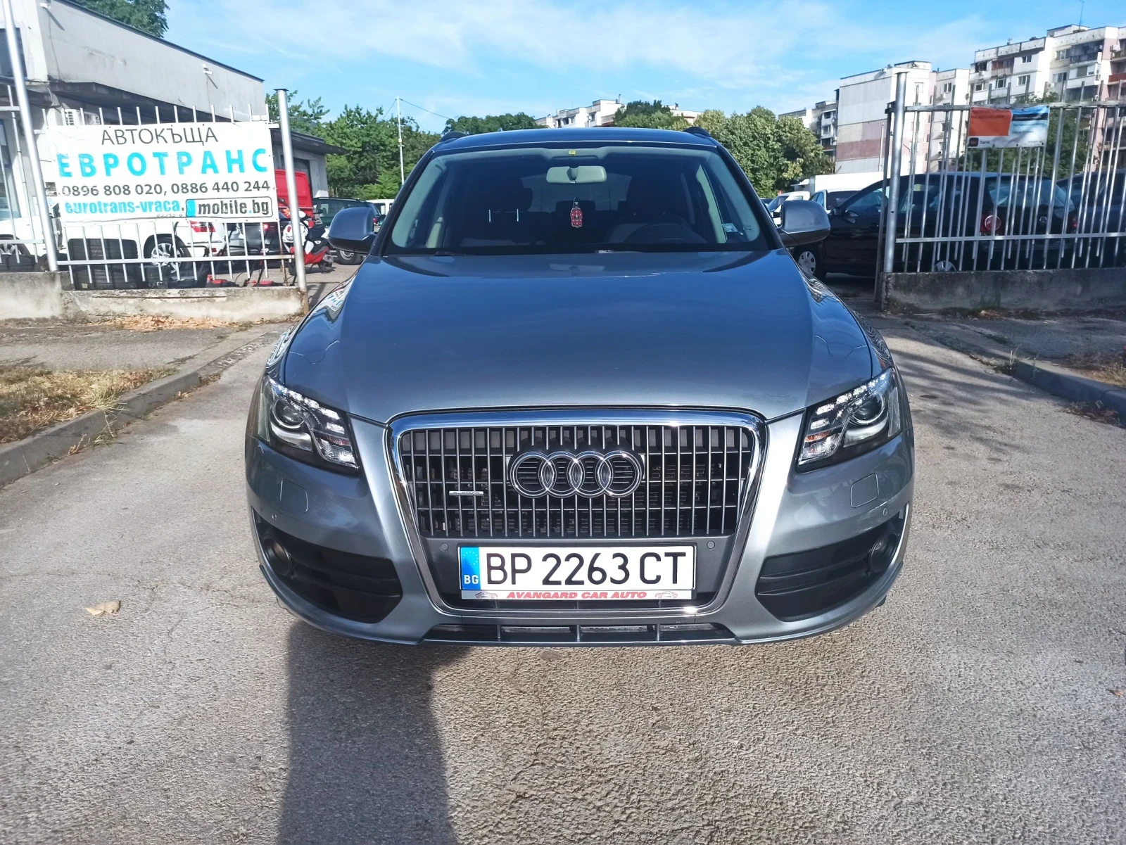 Audi Q5 2.0, снимка 3 - Автомобили и джипове - 55715272