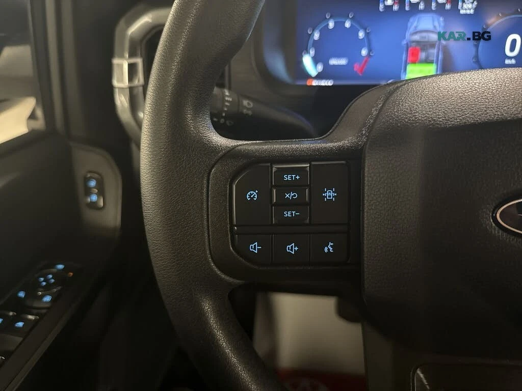 Ford F150 360 * SuperCrew * 4WD * АвтоКредит * (ЦЕНА ДО БГ), снимка 9 - Автомобили и джипове - 56037382