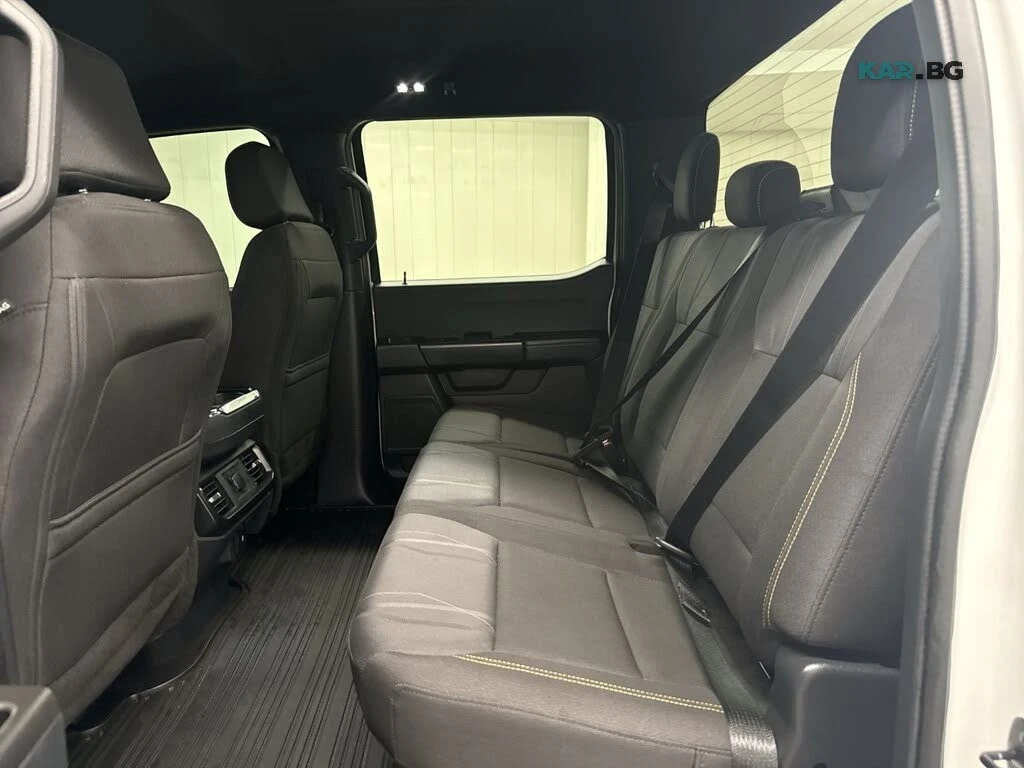 Ford F150 360 * SuperCrew * 4WD * АвтоКредит * (ЦЕНА ДО БГ), снимка 16 - Автомобили и джипове - 56037382