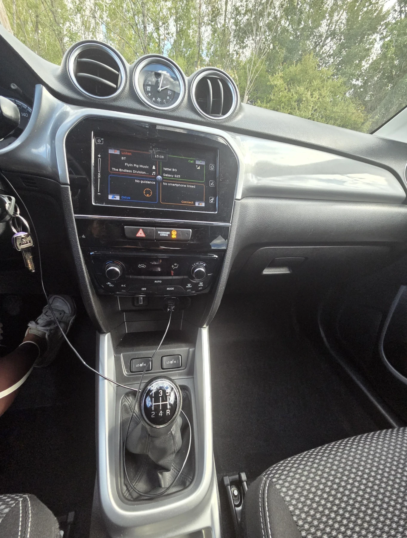 Suzuki Vitara 1.6 COMFORT+ 4x2, снимка 6 - Автомобили и джипове - 56355753