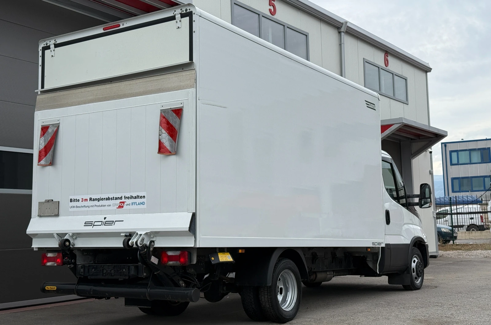 Iveco Daily 35C16 Категория "Б"  - изображение 5
