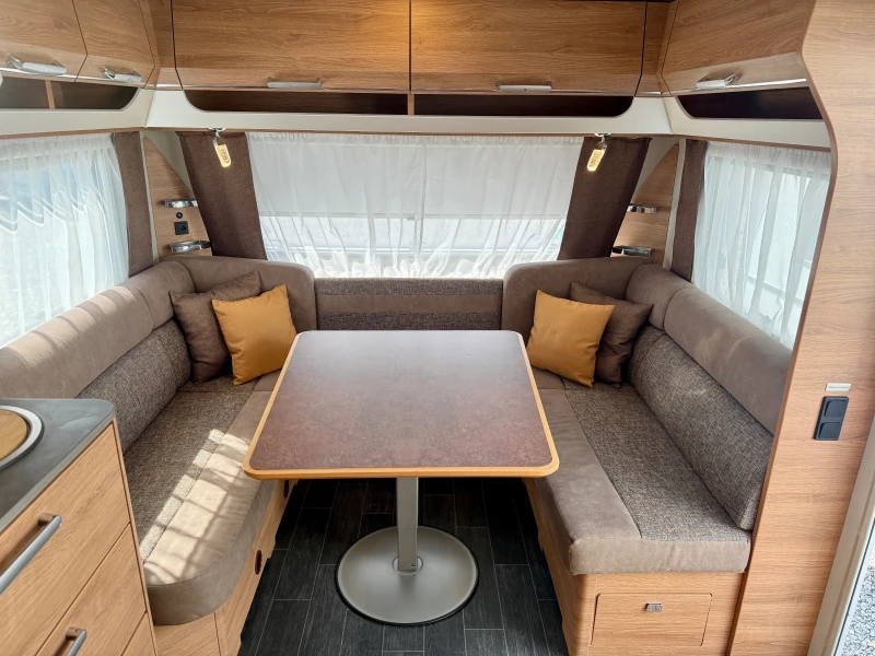 Каравана Tabbert Da Vinci 560 Форцелт, снимка 9 - Каравани и кемпери - 51913505