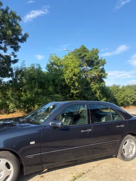 Mercedes-Benz E 280 ГАЗ, снимка 16