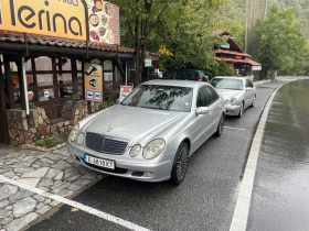 Mercedes-Benz E 220, снимка 4