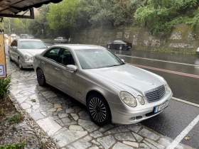 Mercedes-Benz E 220, снимка 3