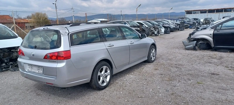 Honda Accord 2.2cdti-на части, снимка 4 - Автомобили и джипове - 47604051