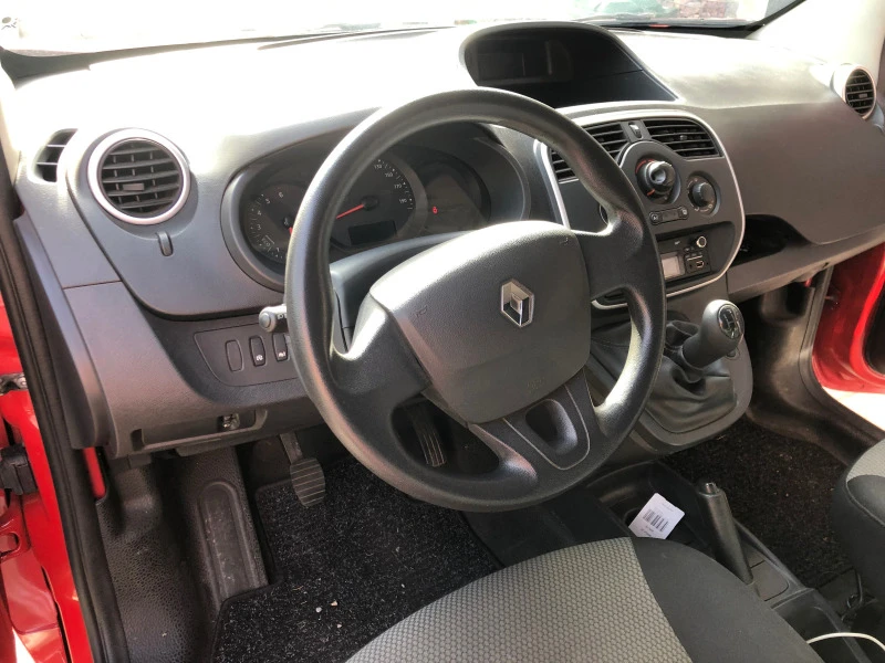 Renault Kangoo 1.5DCI, снимка 8 - Автомобили и джипове - 46879820