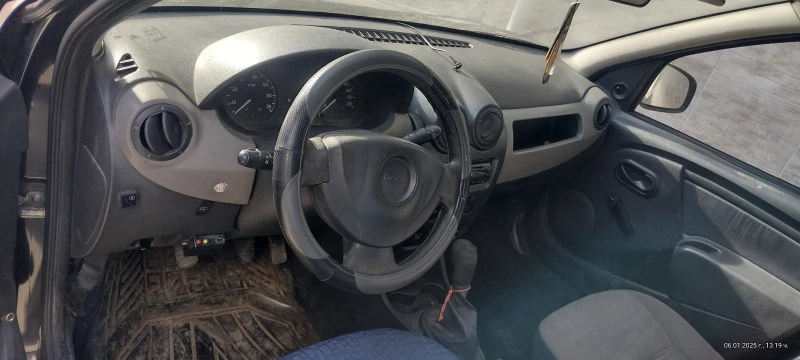 Dacia Sandero, снимка 3 - Автомобили и джипове - 48601251