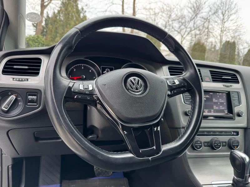 VW Golf 1.6 Tdi # DSG, снимка 12 - Автомобили и джипове - 49176583