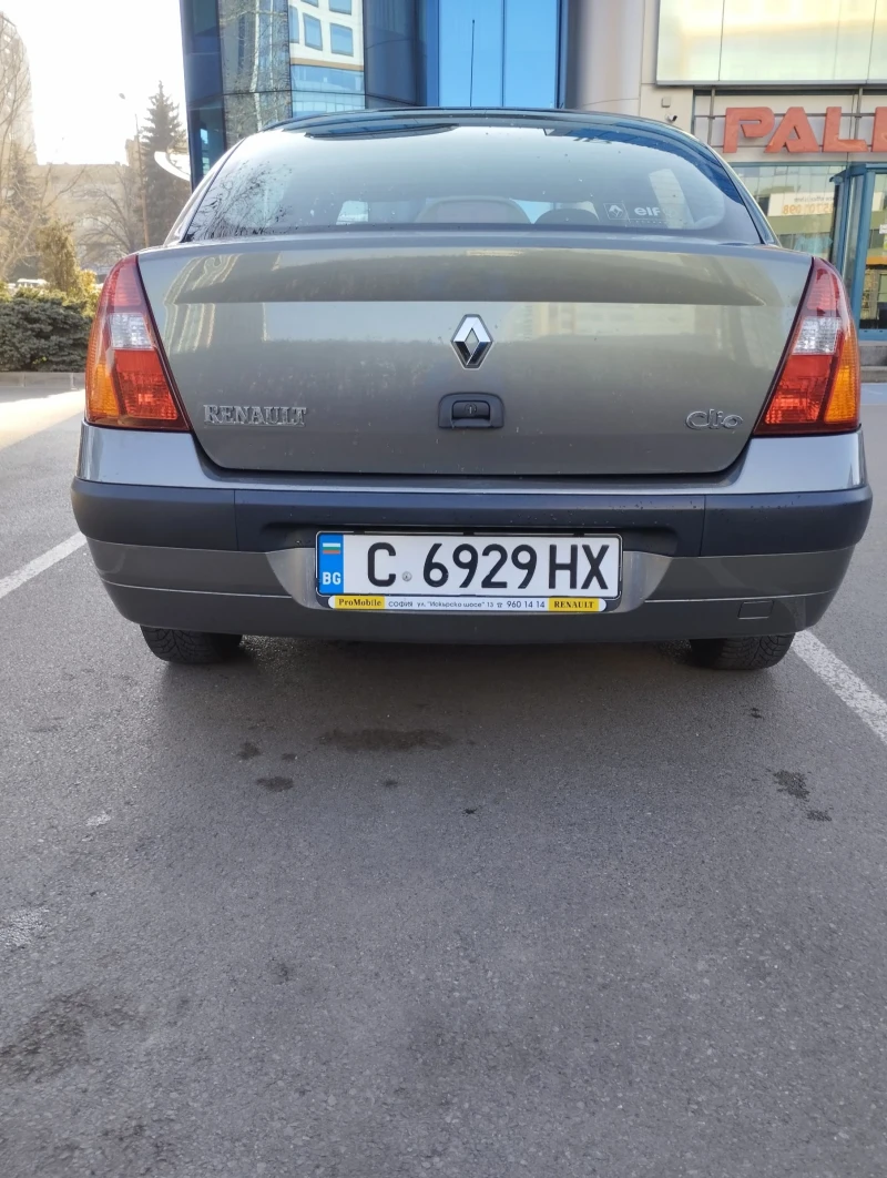 Renault Clio, снимка 7 - Автомобили и джипове - 49467034